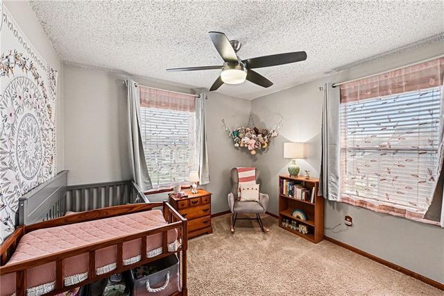 304 Mesa Drive, Smithville, MO 64089