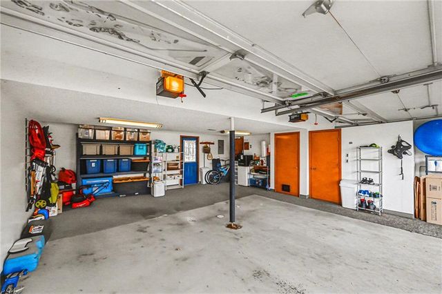 304 Mesa Drive, Smithville, MO 64089