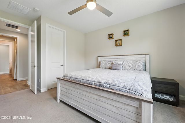 1124 PERSIMMON Drive, Middleburg, FL 32068