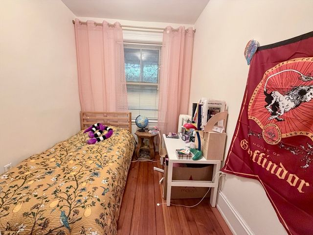 35 Westbourne Ter 2, Brookline, MA 02446