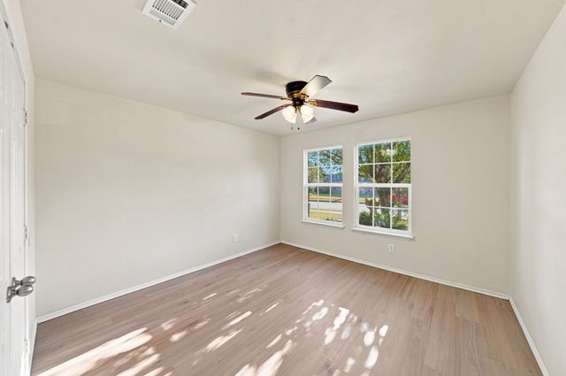 40 Daisy Drive, Fate, TX 75087