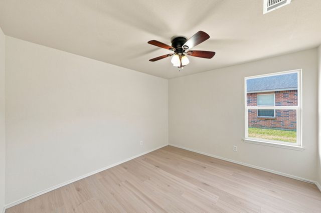 40 Daisy Drive, Fate, TX 75087