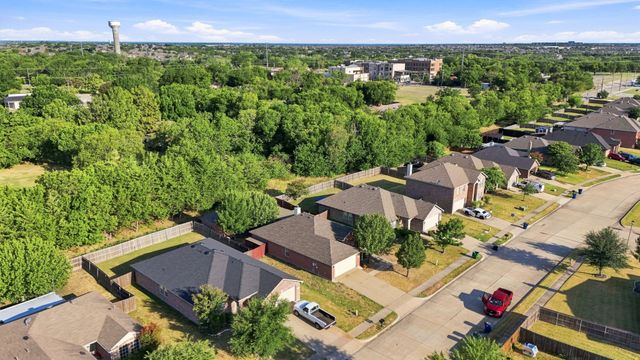 40 Daisy Drive, Fate, TX 75087