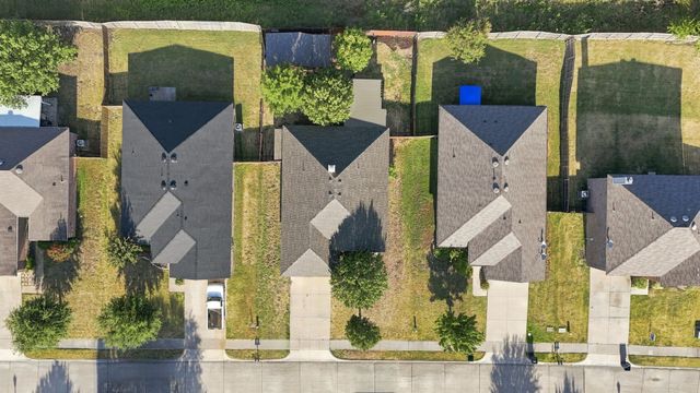 40 Daisy Drive, Fate, TX 75087