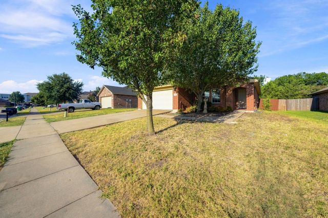40 Daisy Drive, Fate, TX 75087