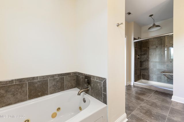 1400 Mill Road, 40, Gulfport, MS 39507