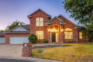 3313 Fox Hollow Circle, Waco, TX 76708