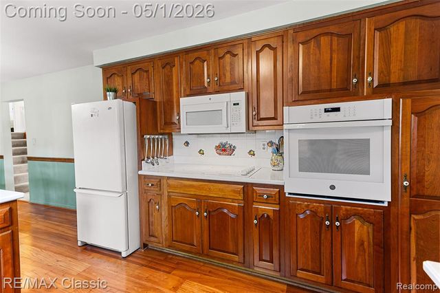 11807 Francis Avenue, Plymouth, MI 48170