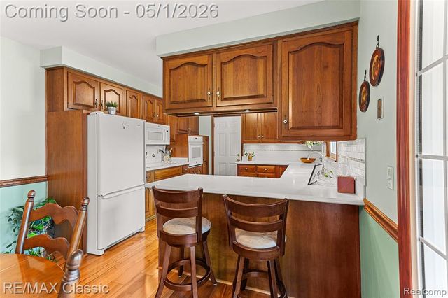 11807 Francis Avenue, Plymouth, MI 48170
