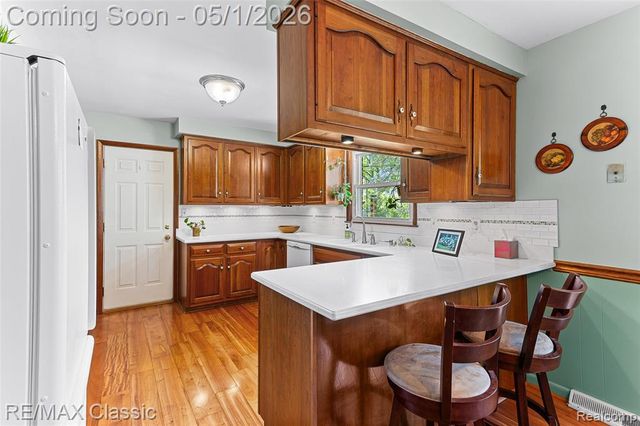 11807 Francis Avenue, Plymouth, MI 48170