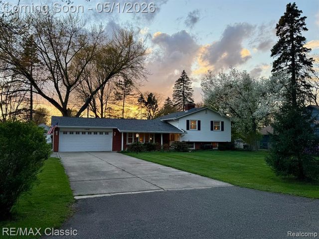 11807 Francis Avenue, Plymouth, MI 48170