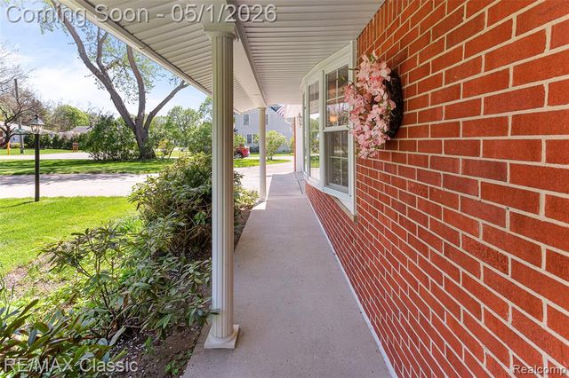 11807 Francis Avenue, Plymouth, MI 48170