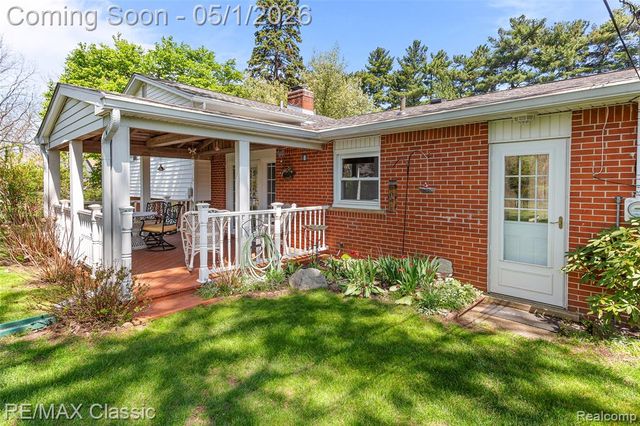 11807 Francis Avenue, Plymouth, MI 48170