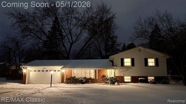 11807 Francis Avenue, Plymouth, MI 48170