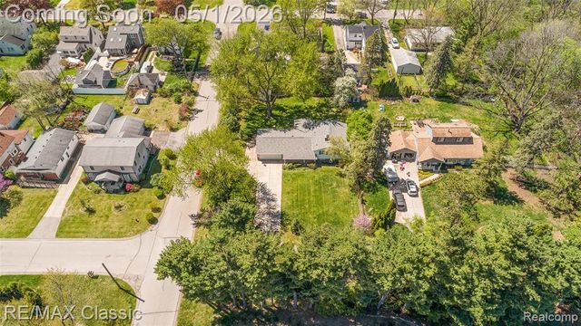 11807 Francis Avenue, Plymouth, MI 48170