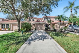 11063 SW 16th Mnr, Davie, FL 33324