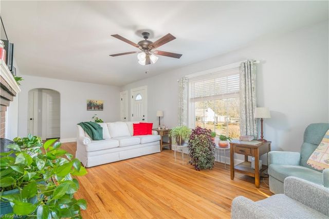 408 Beckner Street, Lexington, NC 27292