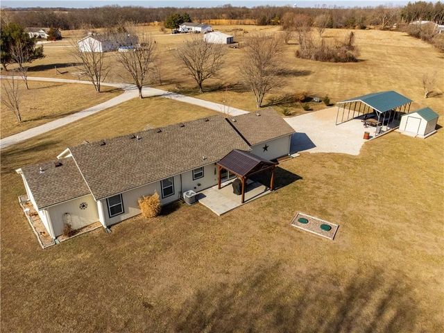 1775 NW 660 Road, Kingsville, MO 64061