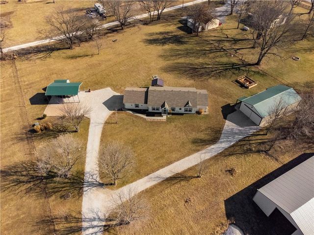 1775 NW 660 Road, Kingsville, MO 64061