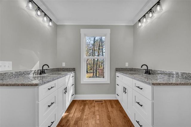 1541 Price Mill Road, Bishop, GA 30621