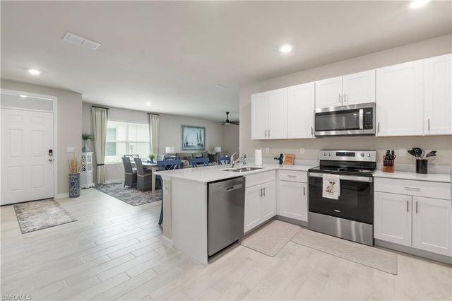 20173 Camino Torcido LOOP, North Fort Myers, FL 33917