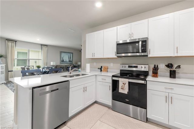 20173 Camino Torcido LOOP, North Fort Myers, FL 33917
