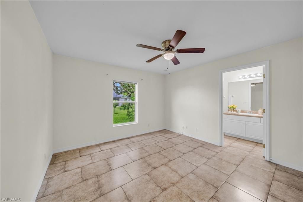 Image 16 of property listing at 2724 SW 2nd AVE, Cape Coral, FL 33914