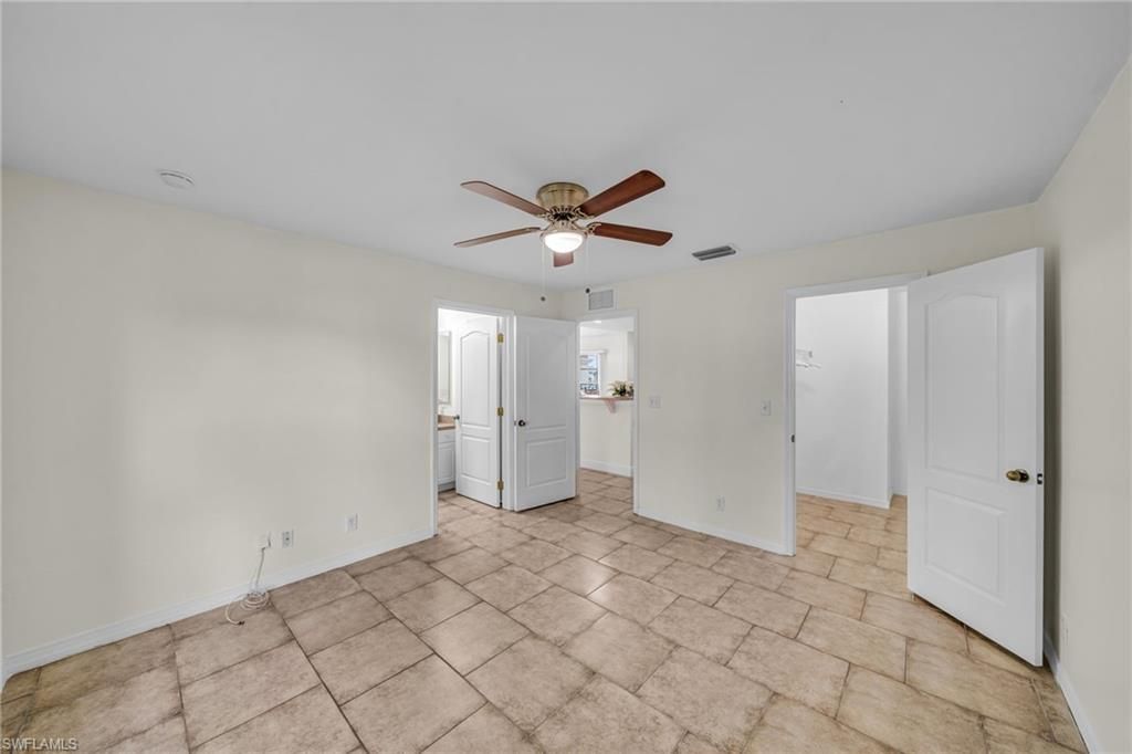 Image 18 of property listing at 2724 SW 2nd AVE, Cape Coral, FL 33914