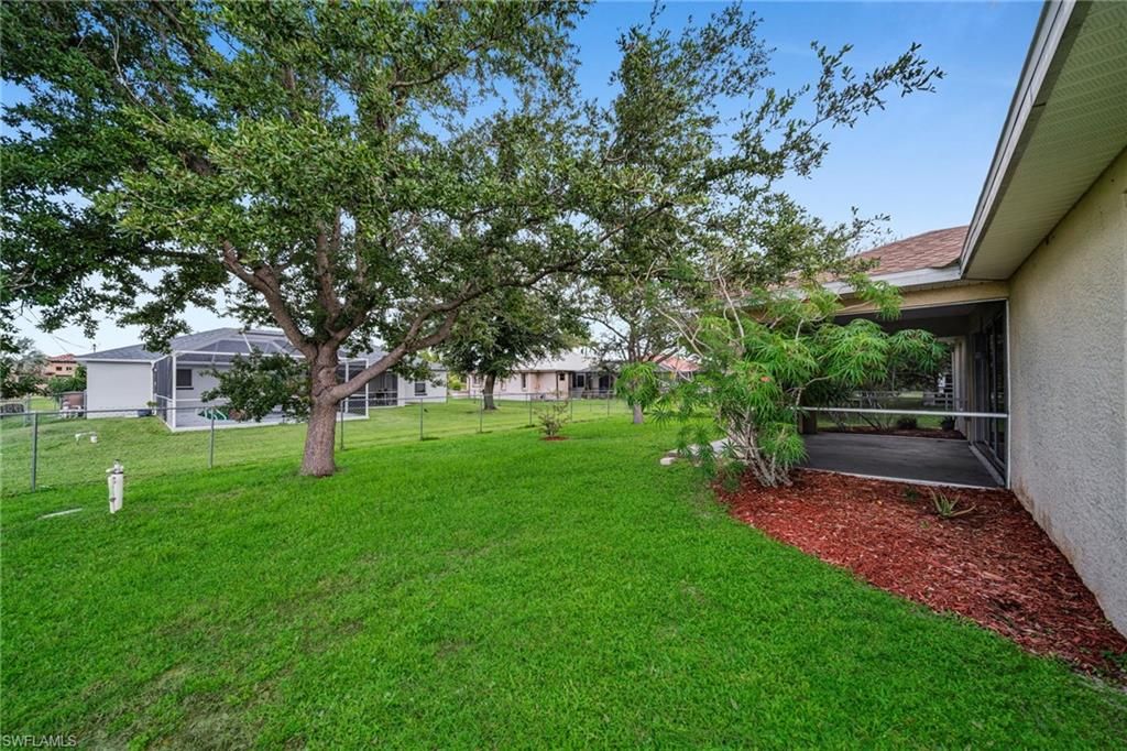 Image 30 of property listing at 2724 SW 2nd AVE, Cape Coral, FL 33914