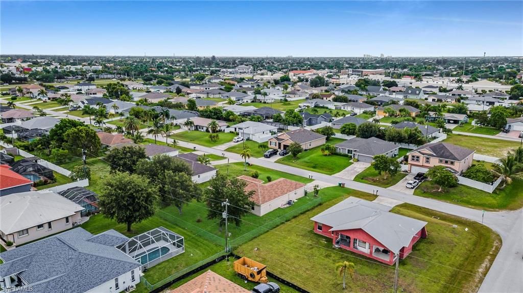 Image 36 of property listing at 2724 SW 2nd AVE, Cape Coral, FL 33914