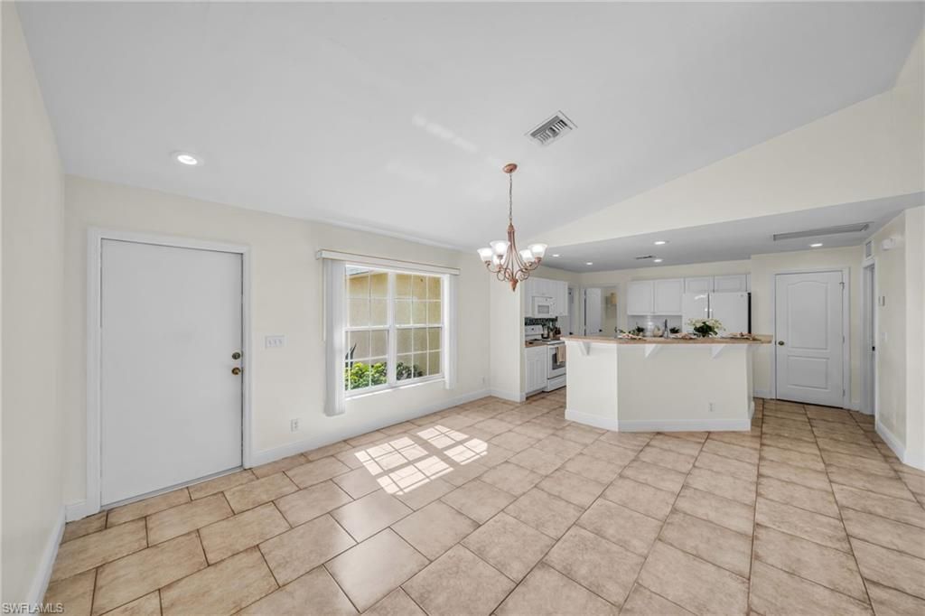 Image 8 of property listing at 2724 SW 2nd AVE, Cape Coral, FL 33914