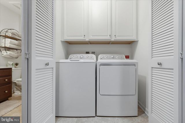 105 TROUT LILY DR, Lake Frederick, VA 22630