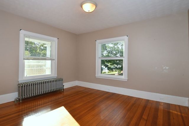 392 Reedsdale 1, Milton, MA 02186