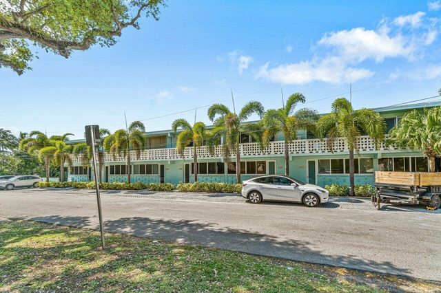 65 SE Spanish Trail 2020, Boca Raton, FL 33432