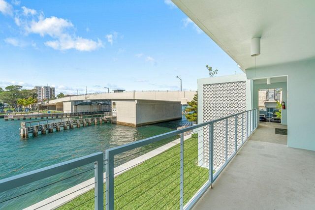 65 SE Spanish Trail 2020, Boca Raton, FL 33432