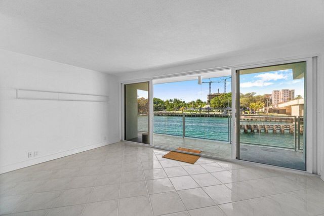 65 SE Spanish Trail 2020, Boca Raton, FL 33432