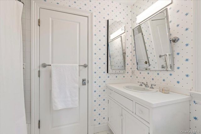 10 Hickory Drive, Rye, NY 10580