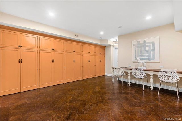 10 Hickory Drive, Rye, NY 10580