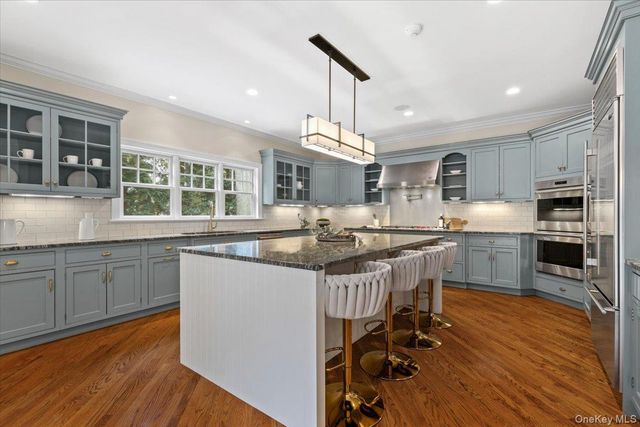 10 Hickory Drive, Rye, NY 10580