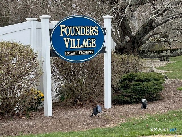 92 Founders Village 92, Clinton, CT 06413