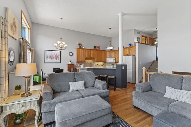 20609 Harrow Court, Lakeville, MN 55044