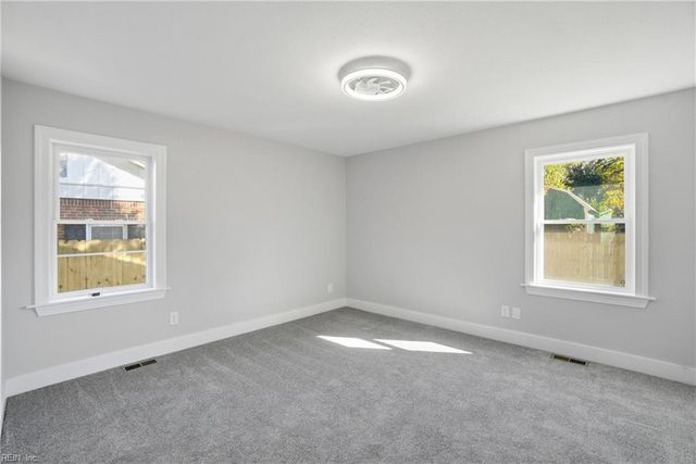 120 Gallant Fox RD, Virginia Beach, VA 23462