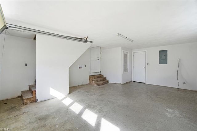 120 Gallant Fox RD, Virginia Beach, VA 23462