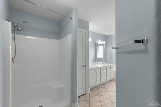 1522 Brigaten Ct, Gulf Breeze, FL 32563