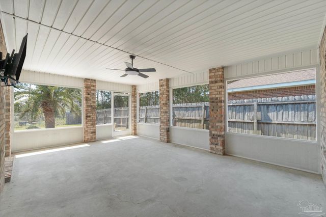 1522 Brigaten Ct, Gulf Breeze, FL 32563