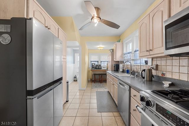 682 Stelle Ave, Plainfield City, NJ 07060