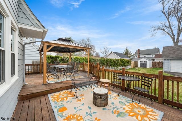 682 Stelle Ave, Plainfield City, NJ 07060