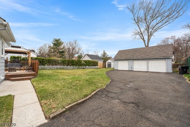 682 Stelle Ave, Plainfield City, NJ 07060
