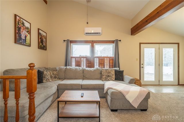 9901 Ballentine Pike, New Carlisle, OH 45344