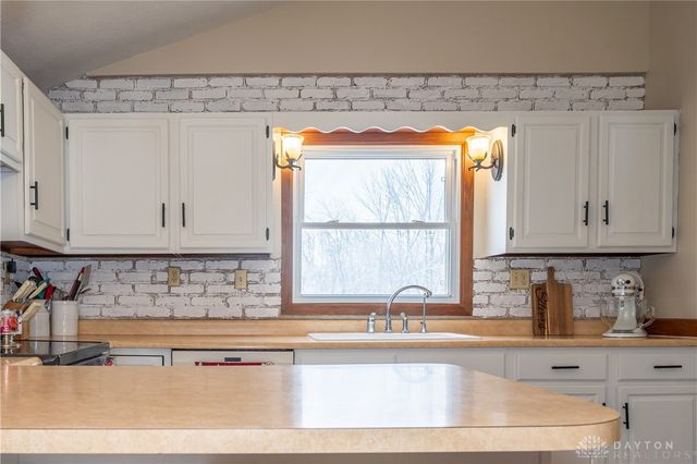 9901 Ballentine Pike, New Carlisle, OH 45344